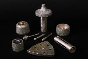 Manufacturer of diamond and CBN tools, disc, cutter, lapping, file, blad></a></p>
<p><strong>Electroplated diamond and CBN tools</strong> : Tools according to drawing, discs, drill bits, milling cutters, drills, saw blades, files, rifflers, spatulas, conical lappers, special tools (friction materials, GRP pipeline manufacturer, composite materials, etc…)</p>
</div>
<p><img decoding=